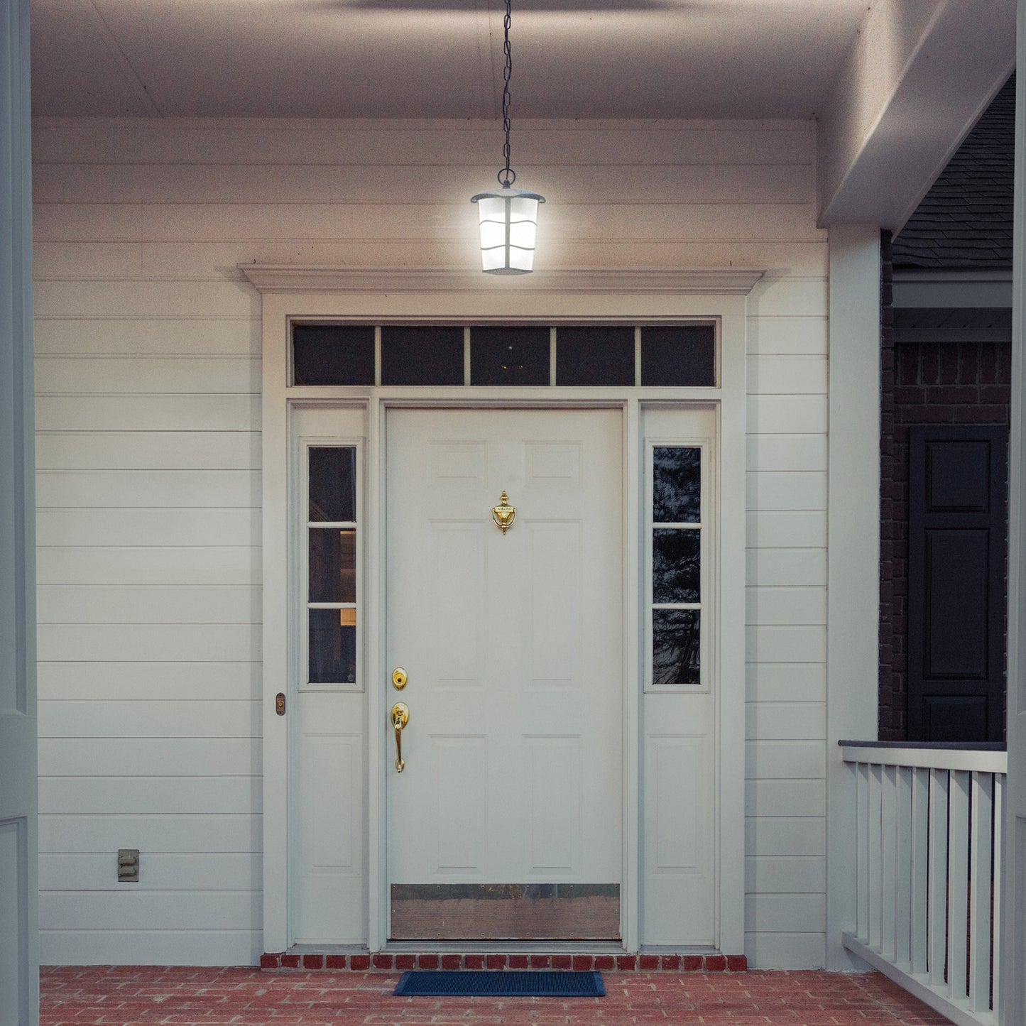 Arbotante tipo farol moderno colgante para exteriores, negro | COL-103S | 45094