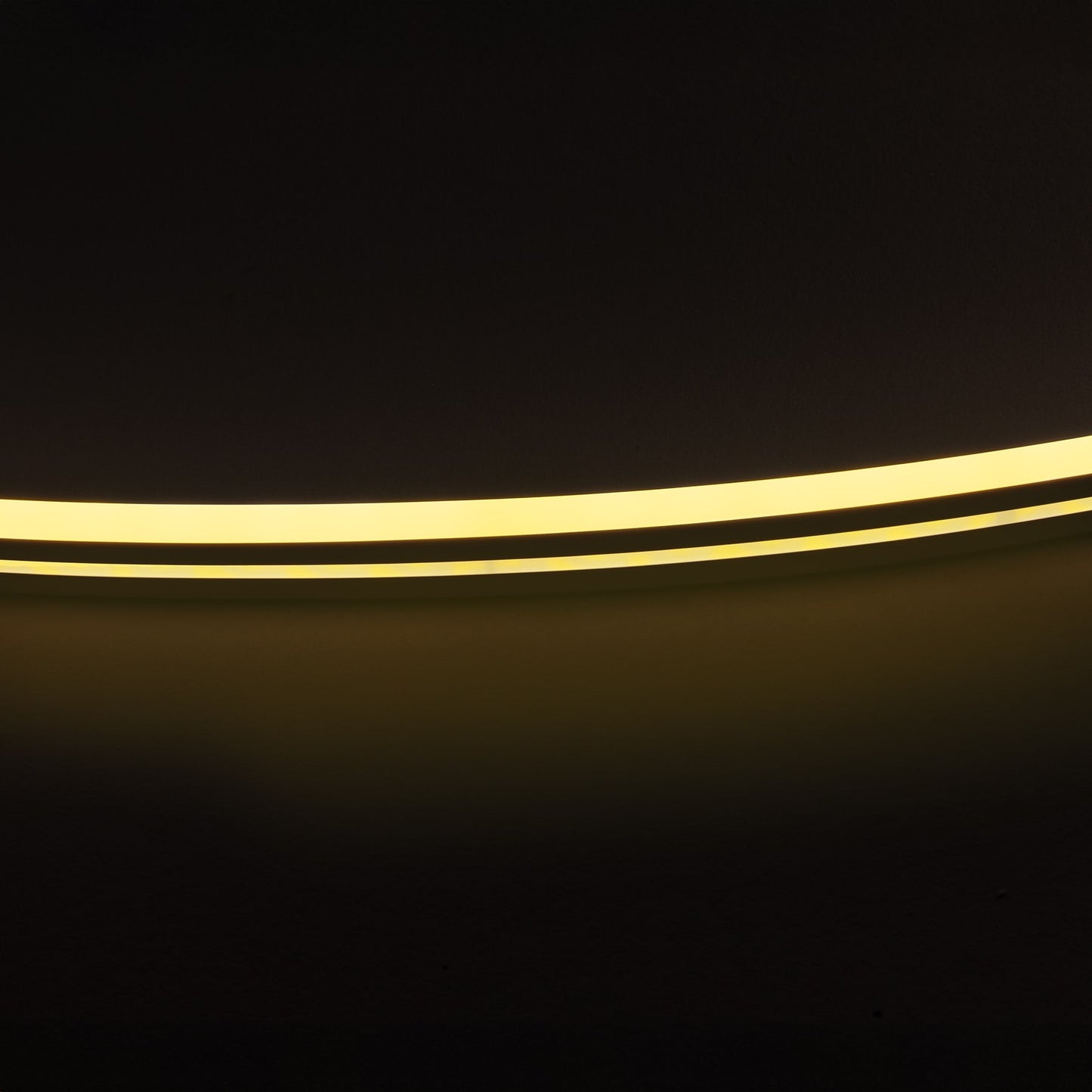 Tira Flexible de LED luz cálida Neón, 5 m, VOLTECK | TIR-02NL | 45362